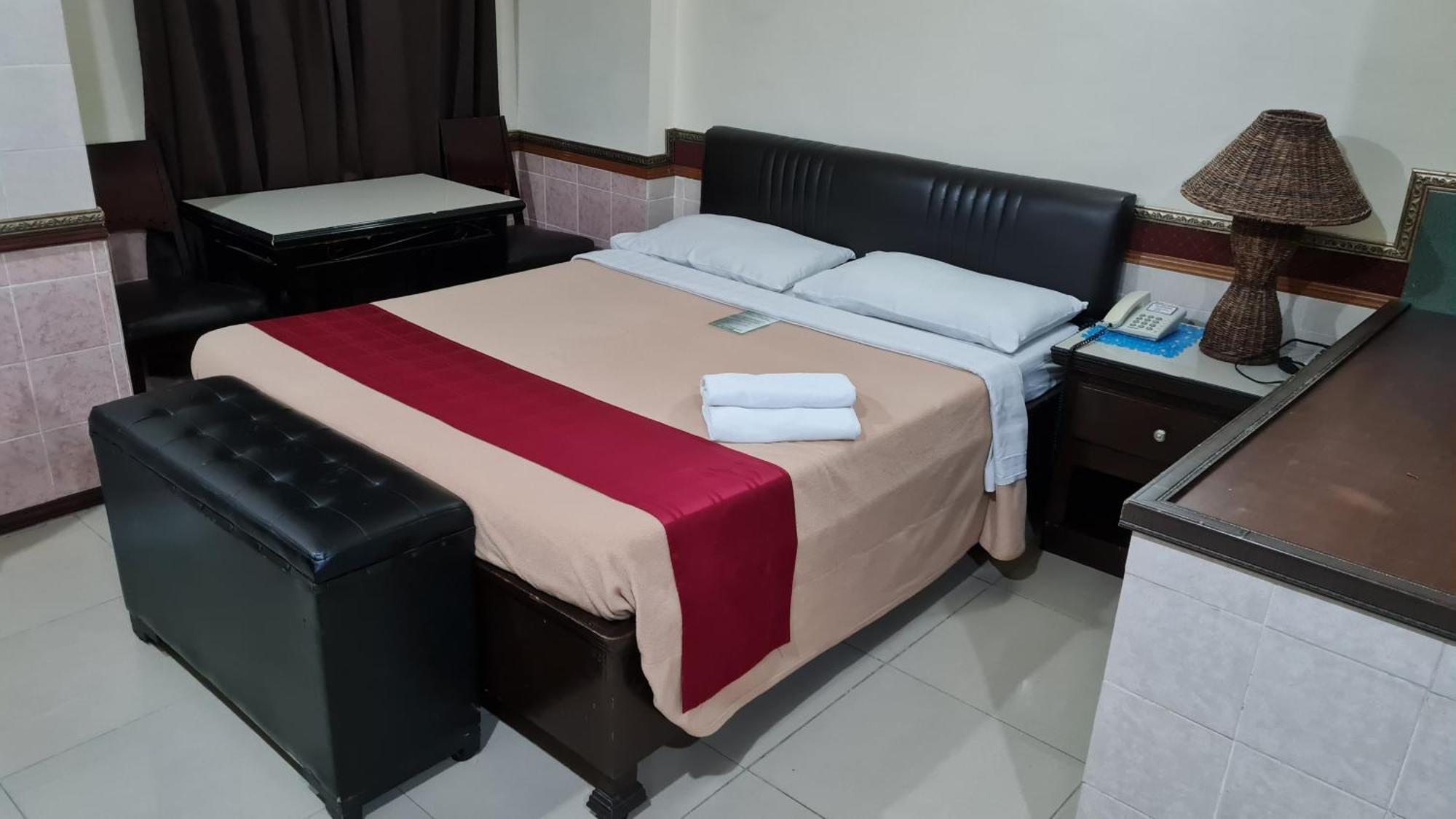 Tiger Hotel Angeles Ngoại thất bức ảnh