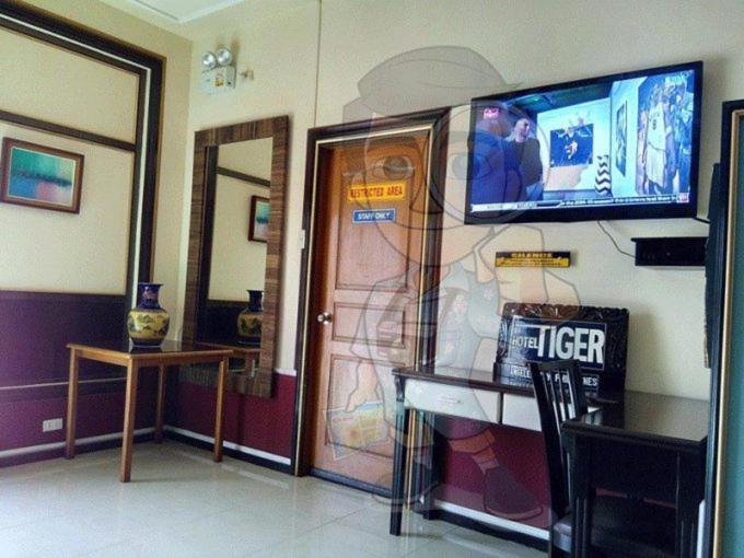 Tiger Hotel Angeles Ngoại thất bức ảnh