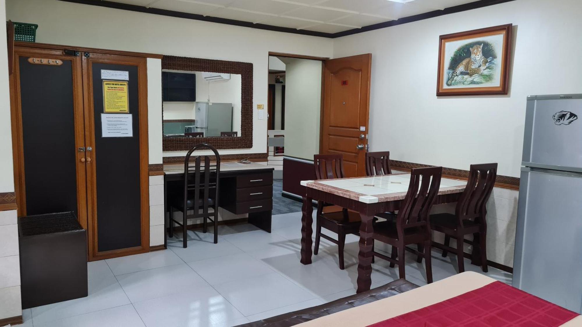 Tiger Hotel Angeles Ngoại thất bức ảnh